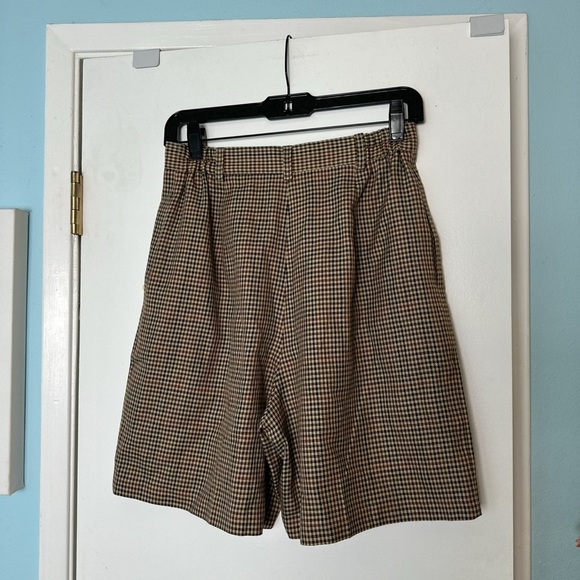VINTAGE REQUIREMENTS PLAID SHORTS - Picture 2 of 6
